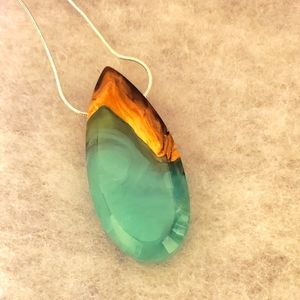 Wood and resin necklace